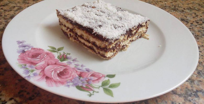 Bisküvili Pudingli Pasta