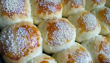 Salçalı Kaşarlı Poğaça