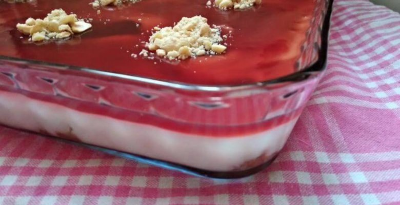 Vişne Soslu Etimek Tatlısı